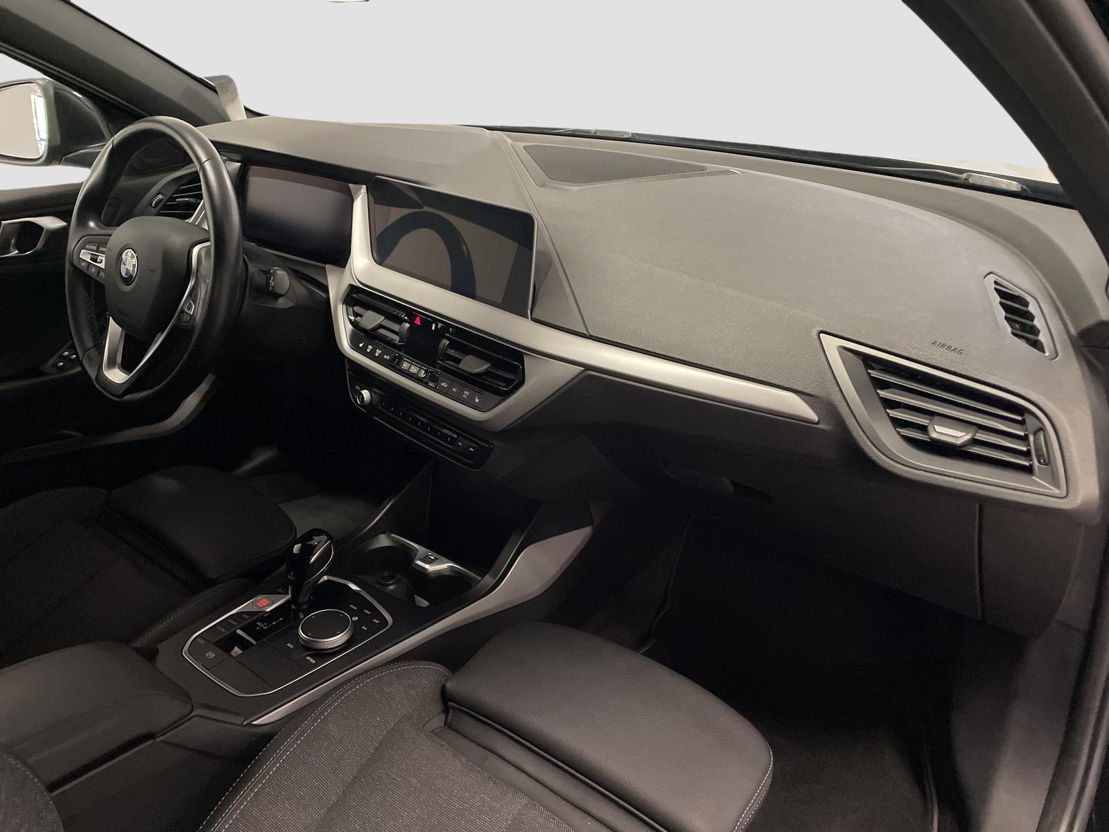BMW 118 i LiveCockpitProf Kamera Sportsitze HiFi LED, миниатюра 8