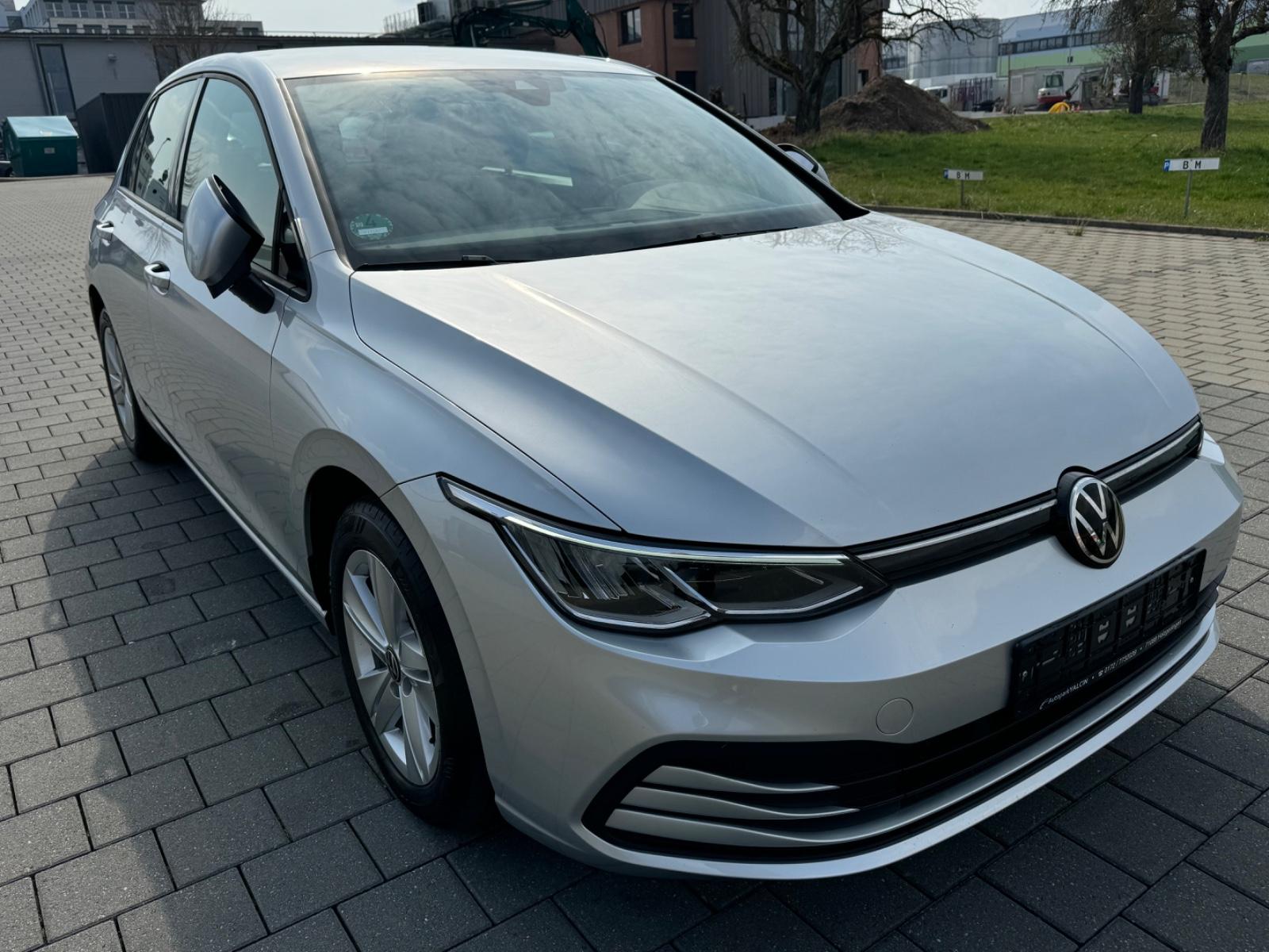 Volkswagen Golf VIII 2.0TDI Life NAVI*MTL*VIRTUELL*LED*