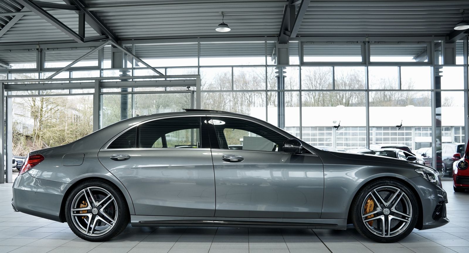 Mercedes Benz S 63 Amg