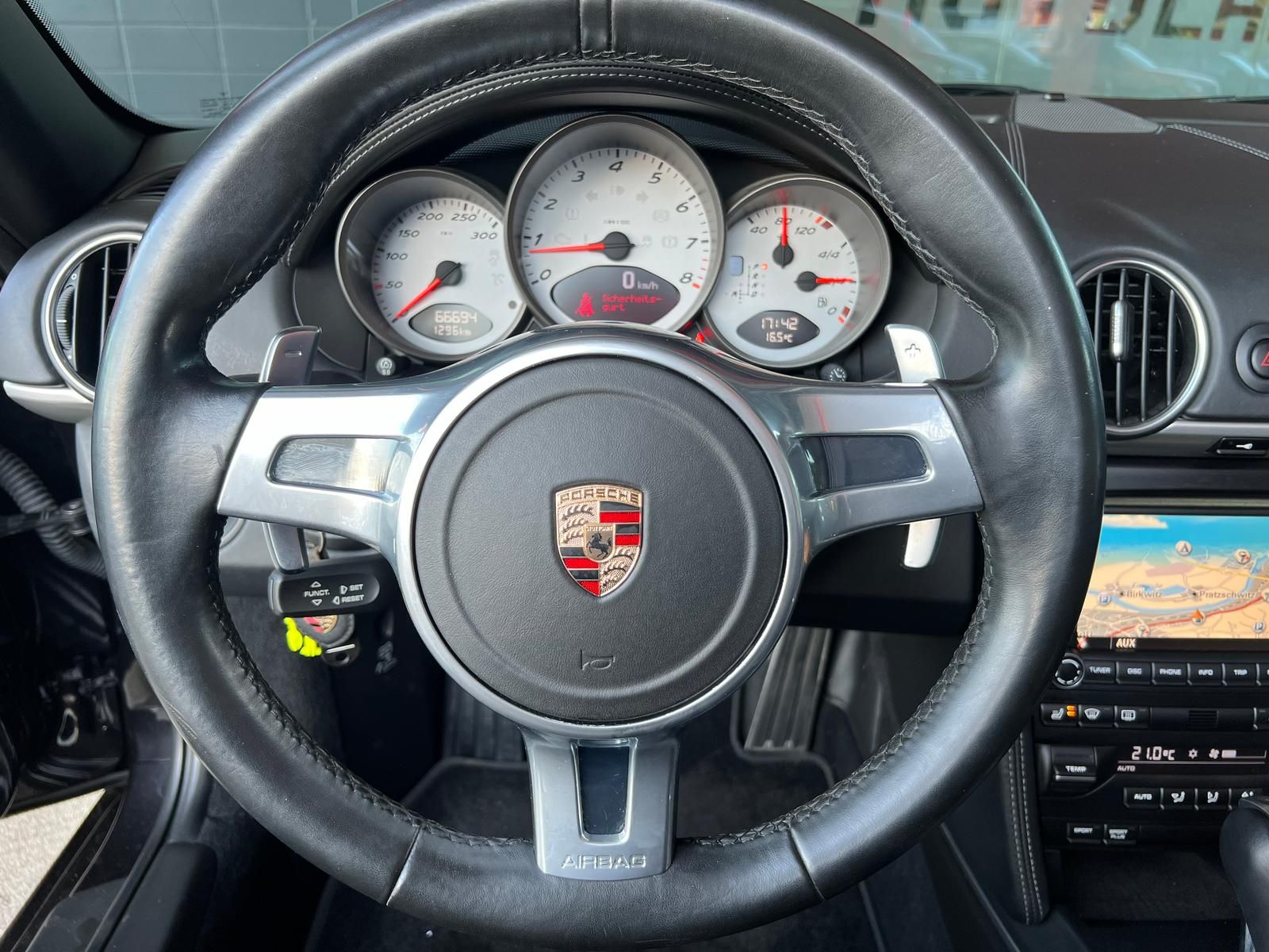 PORSCHE Boxster S 3.4 BLACK XENON#SHZ#PDC#19 ZOLL#NAVI - Image 11