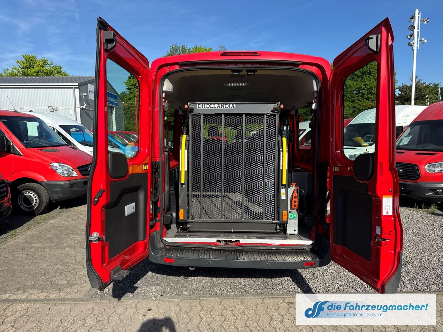 Fahrzeugabbildung Ford Transit Kombi 350 L3 2.2 TDCi DPF *4058