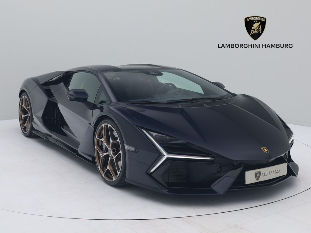 Image of Lamborghini Revuelto