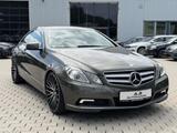 Mercedes-Benz E 250 E Coupe CGI BlueEfficiency/NAVI/Rcam - Mercedes-Benz E 250: Coupe