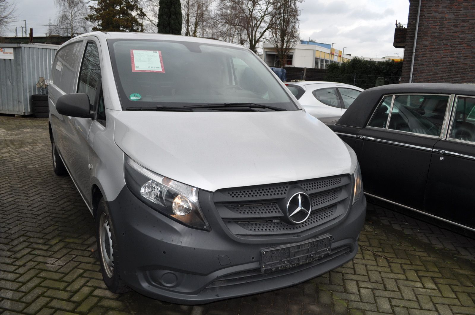 Fahrzeugabbildung Mercedes-Benz Vito Kasten 110 CDI XL FWD extralang