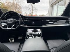 AUDI Q8 50 TDI quattro/ B&O/ MATRIX/ PANORAMA AUDI Q8 50 TDI quattro/ B&O/ MATRIX/ PANORAMA