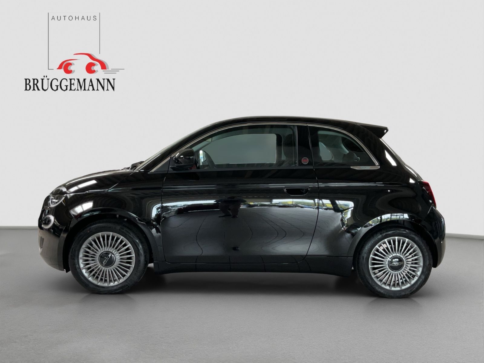 Fahrzeugabbildung Fiat 500e + Komfort Paket, Style Paket