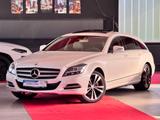 Mercedes-Benz CLS 350 SB 4Matic Glasdach ILS Airmatic AHK 19" - weiße Mercedes-Benz CLS-Klasse