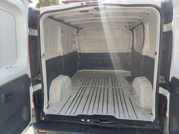 Renault Trafic - 10