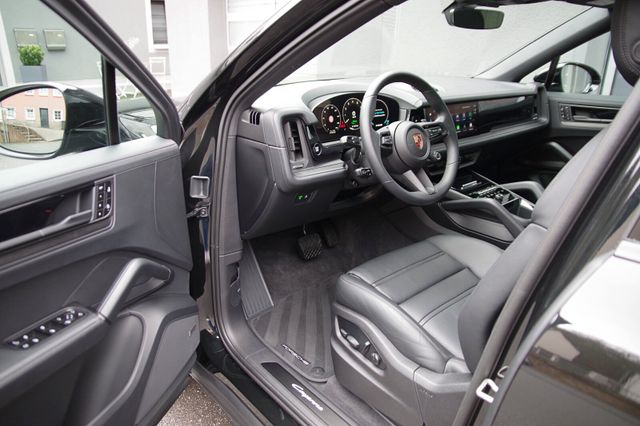 Porsche Cayenne Coupe E-Hybrid Black Edition*HA-Lenkung*