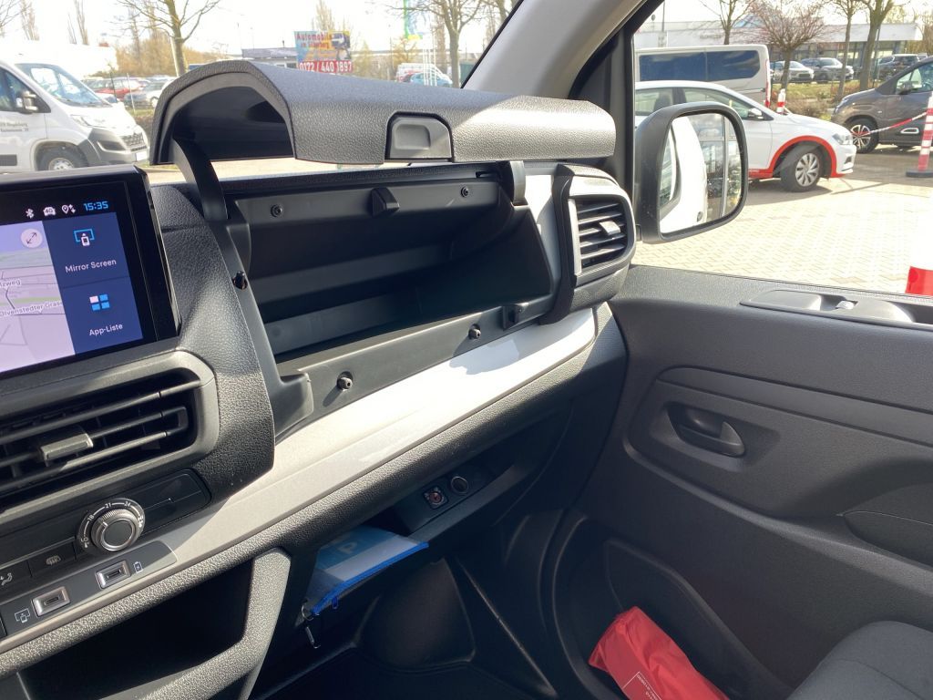 Fahrzeugabbildung Citroën Jumpy 1.5 Diesel 120 M S&S *NAVI*Rückfahrkamera*