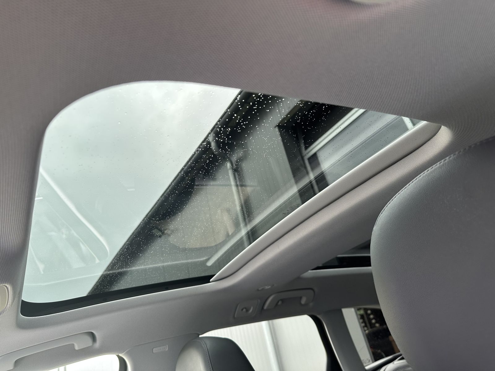 Fahrzeugabbildung Audi A6 Avant 50 TFSI e Qu S-Line NAV+LED+PANO+ACC+VC