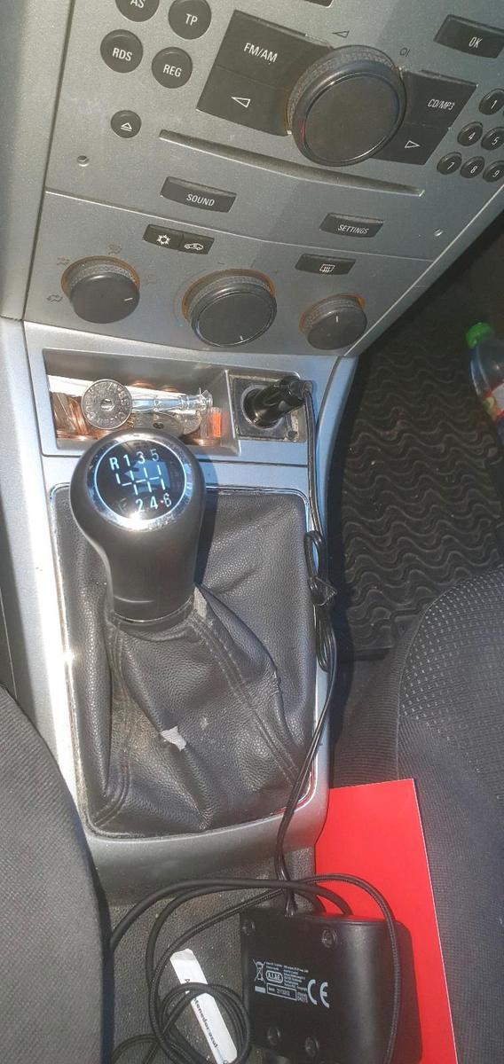 Opel Astra 2009 — photo 6