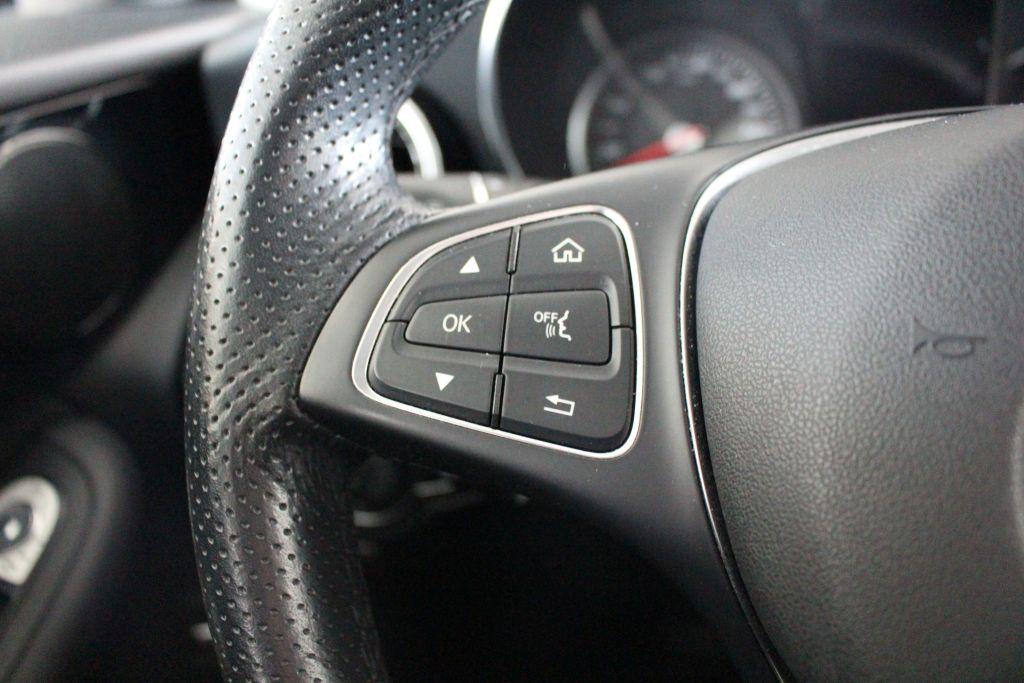 Mercedes-Benz GLC 220 d 4M AHK DISTRONIC LED Kamera COMAND SHZ