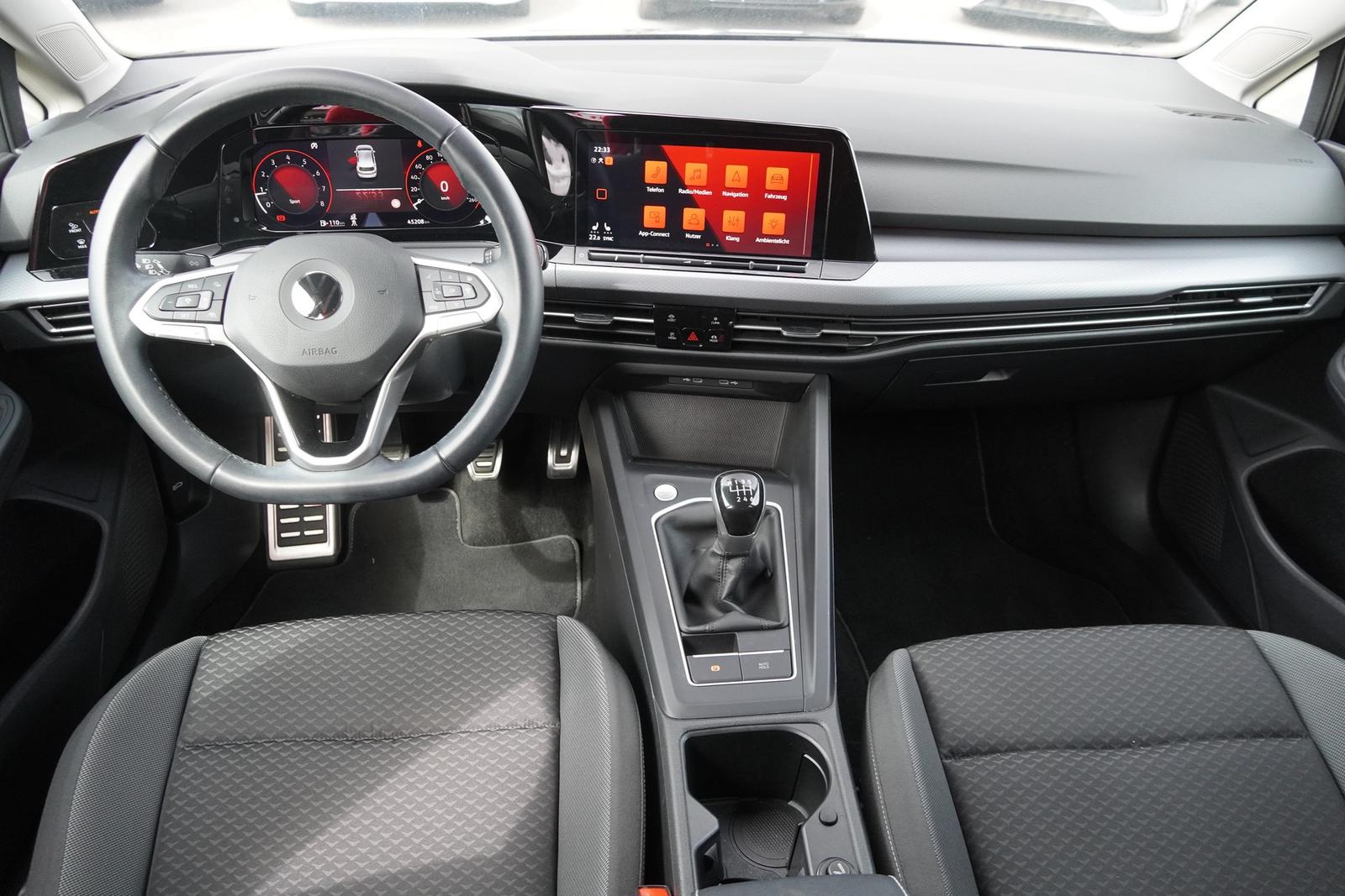 Volkswagen Golf VIII 1.5 TSI Active LED ACC Standheizung, миниатюра 8