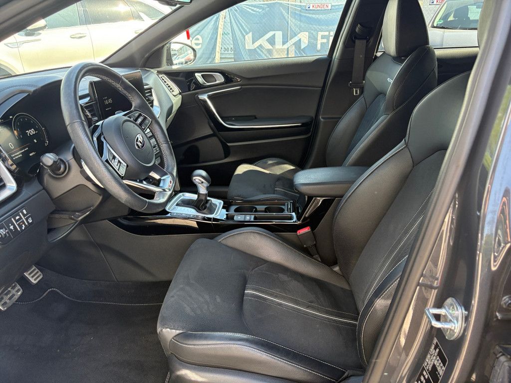 Fahrzeugabbildung Kia Ceed Sportswagon 1.5 T-GDI GT Line