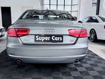 Audi A8 - 6