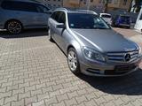 Mercedes-Benz C 200 T CGI BlueEfficiency Avantgarde - Mercedes-Benz aus 2011: B