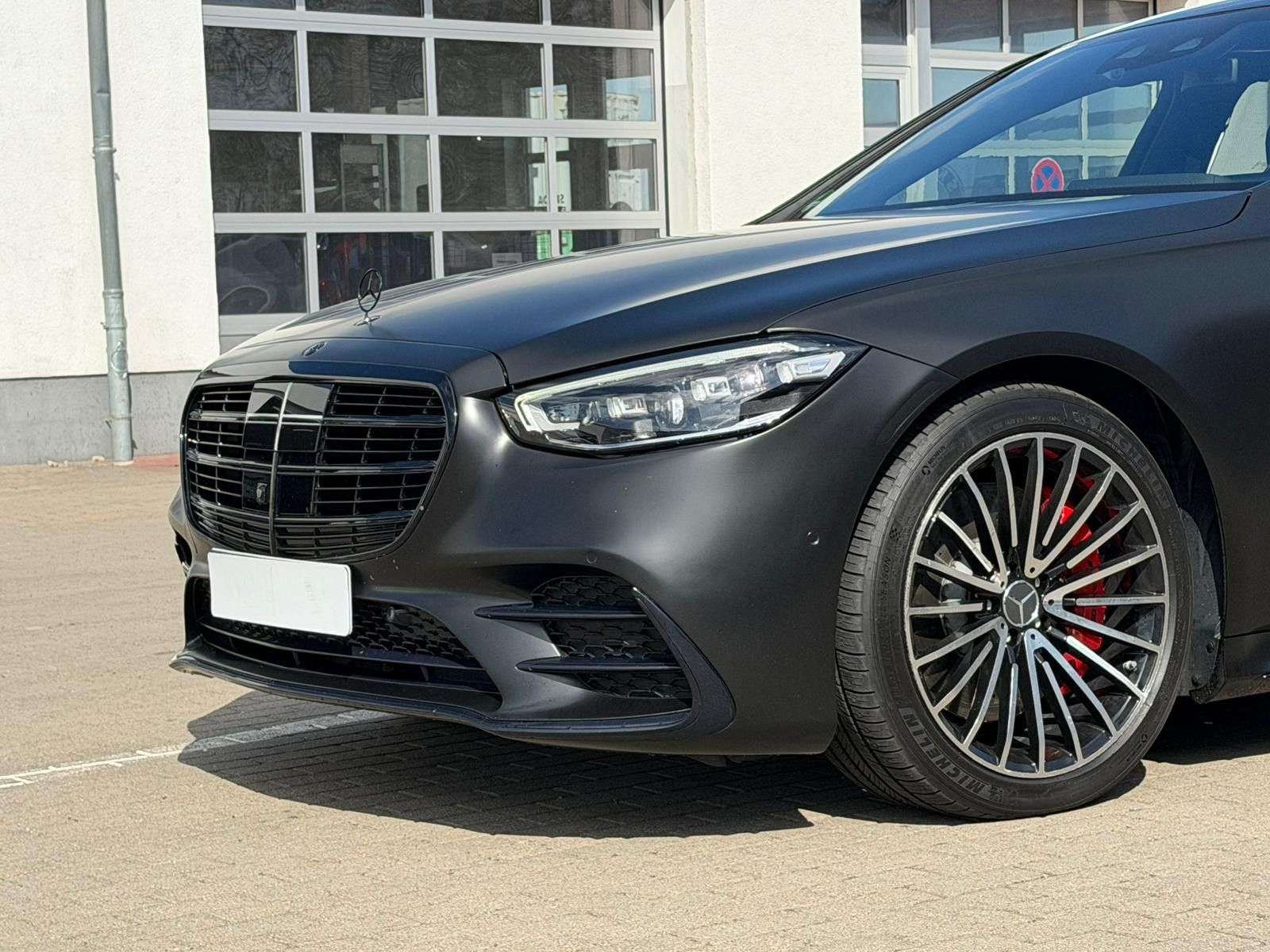 Fahrzeugabbildung Mercedes-Benz S500 4Matic Lang*AMG*LUFT*360*Night-P*