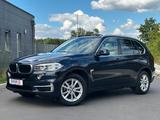BMW X5 sDrive 25d /7-SITZER/PANO/HUD/SOFT-CLOSE - BMW X5 in Köln