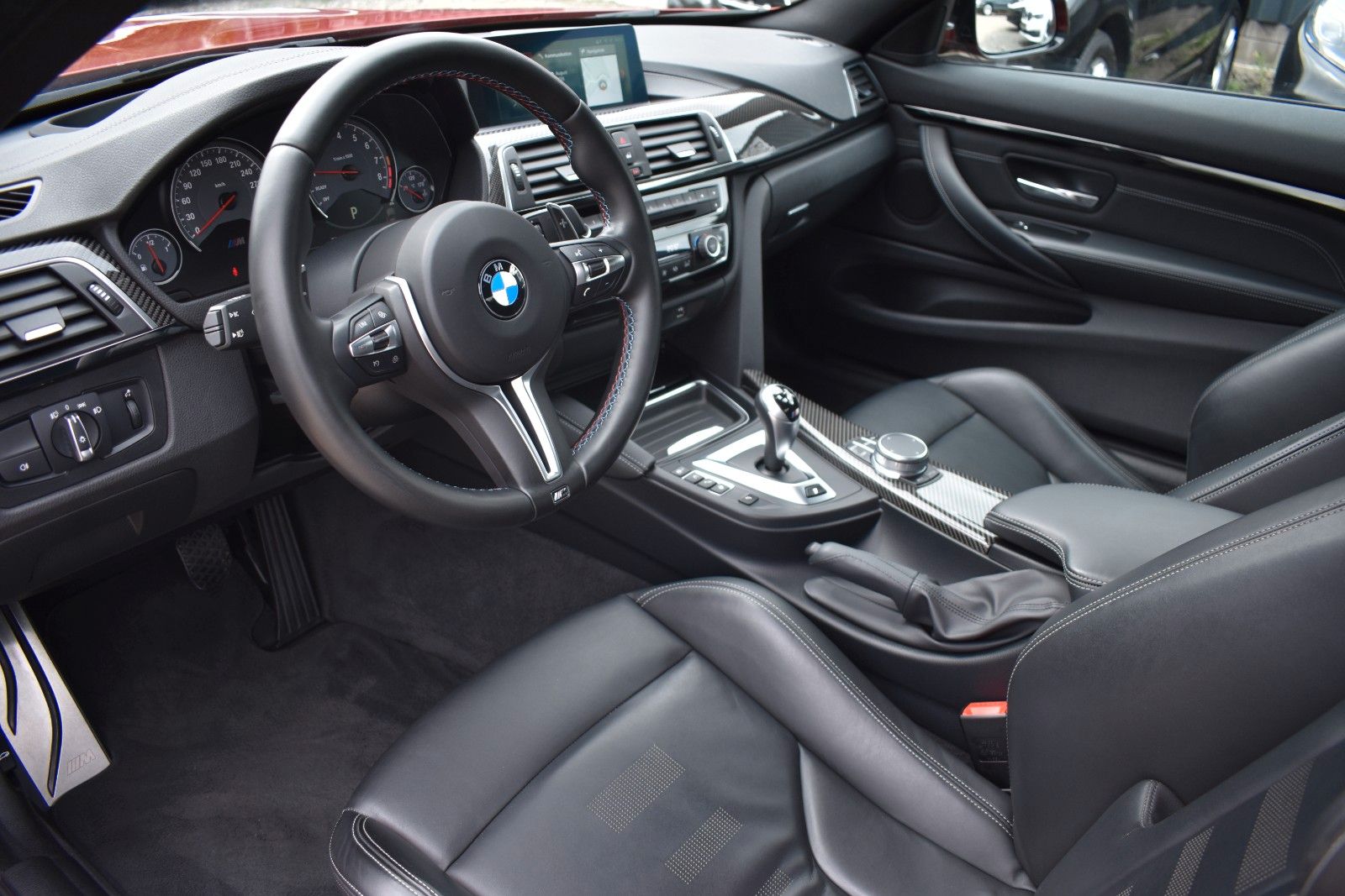 Fahrzeugabbildung BMW M4 Coupe Competition/HUD/Shadow/Carbon/DKG