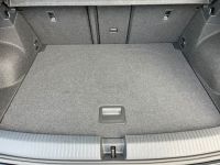 VW T-Roc 2.0 TSI OPF DSG 4M R-Line NAV PANO MATRIX bei Autohaus Landmann & Maier OHG
