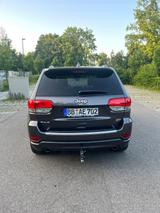 Jeep Grand Cherokee 3.0CRD Overland 250PS - Jeep Grand Cherokee in Stuttgart