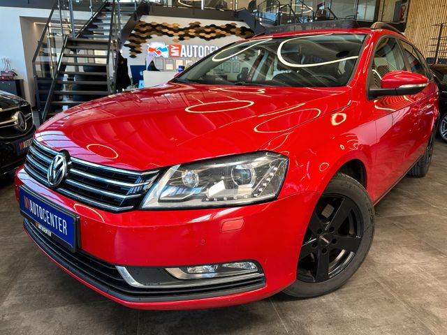 Volkswagen Passat *PANO*TEMPO*NAVI*PDC*AHK*
