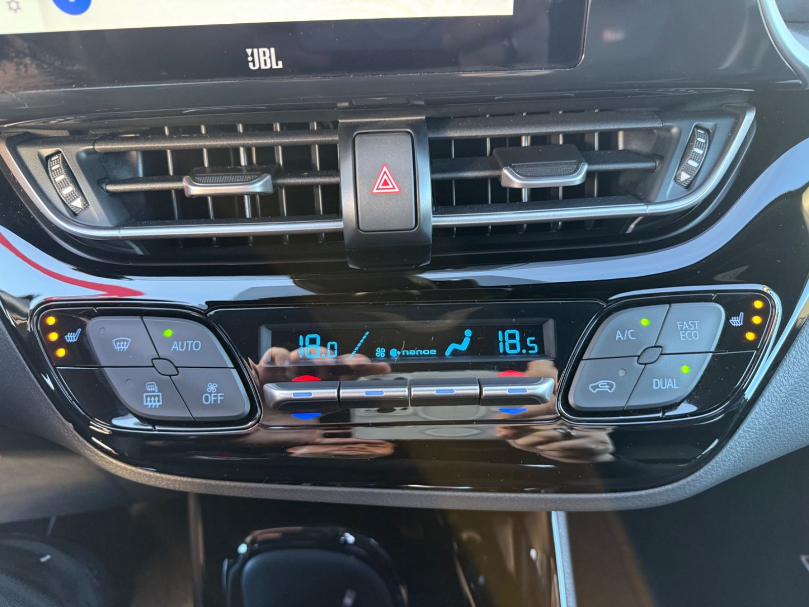 Fahrzeugabbildung Toyota C-HR Hybrid GR Sp.Black Edition-nur13.500km