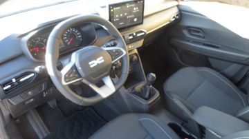 Dacia Sandero Essential SCe 65 PS mit Klima + Lookpake