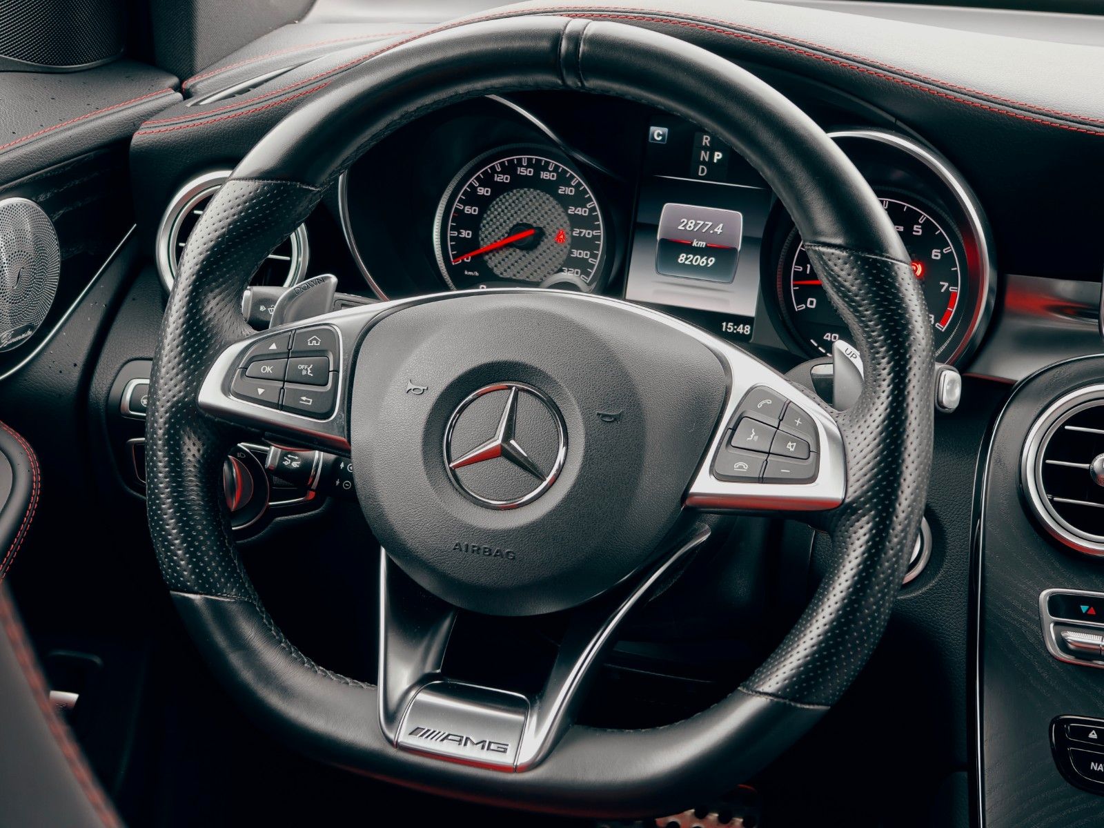 Fahrzeugabbildung Mercedes-Benz GLC 63 AMG 4Matic+, Burmester, Schalensitze, 360