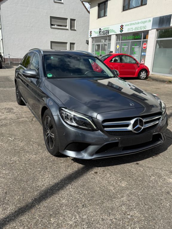 Image of Mercedes-Benz C 220