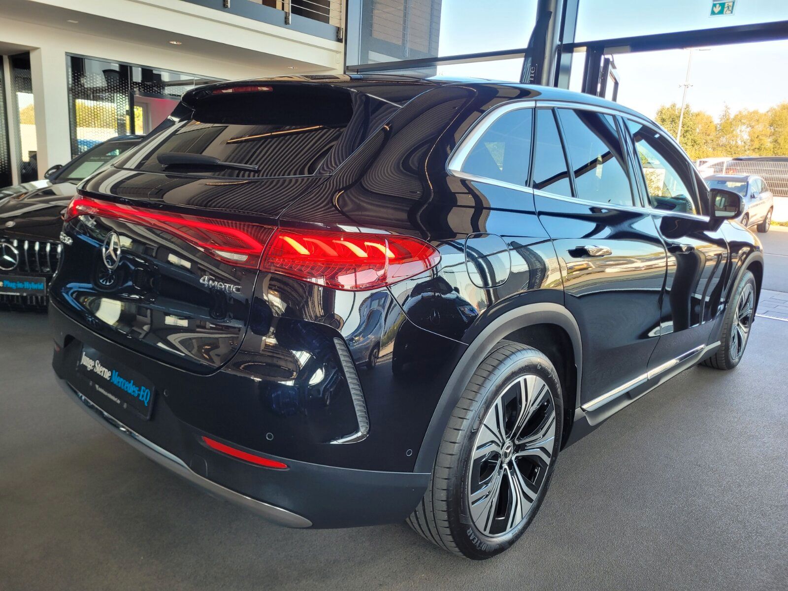 Mercedes-Benz EQE 350 4M SUV ELECTRIC ART ADVANCED DISTRONIC foto 5