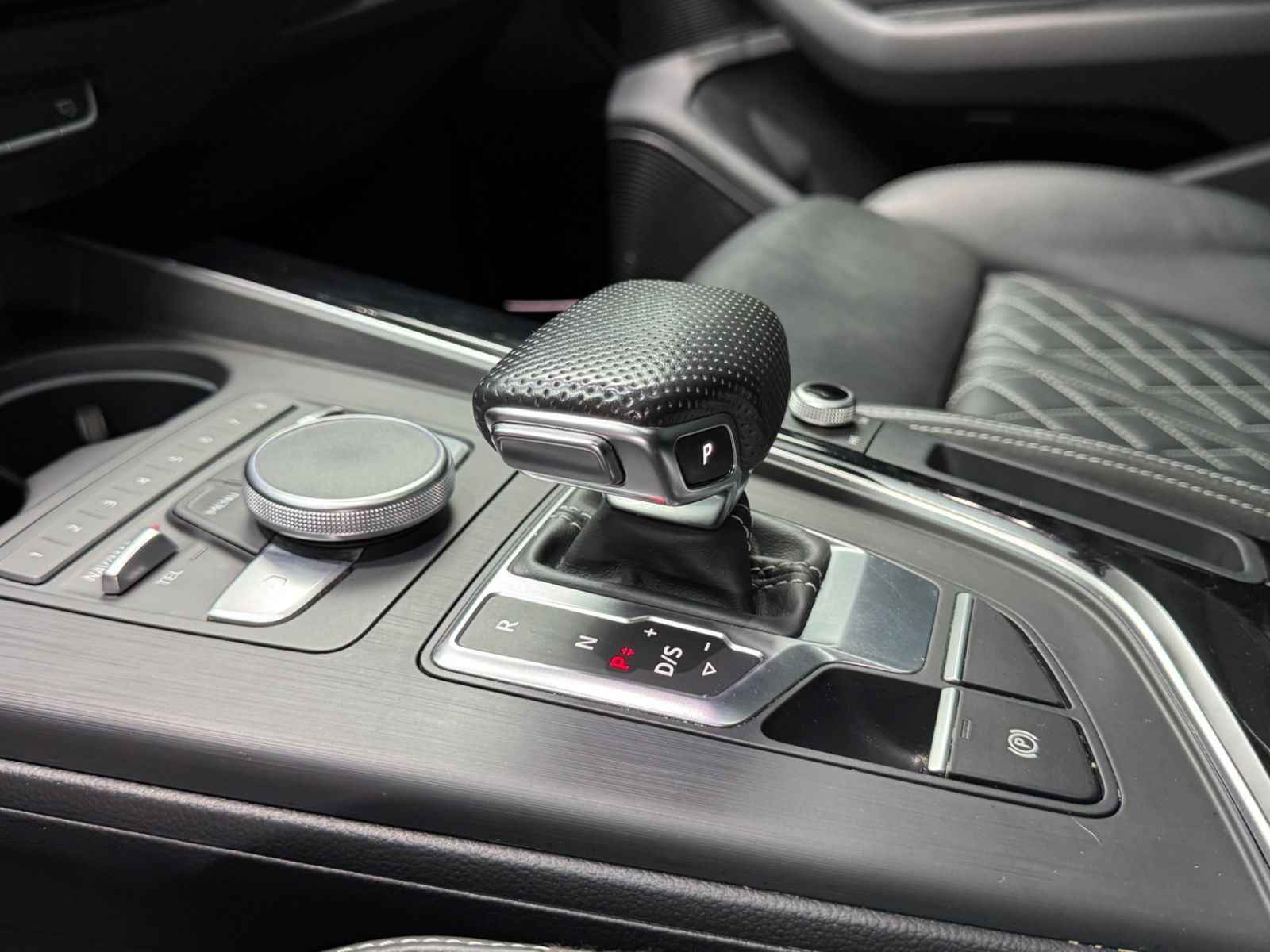 Fahrzeugabbildung Audi A5 Sportback quattro S-LINE|RS-SITZE|MASSAGE|B&O
