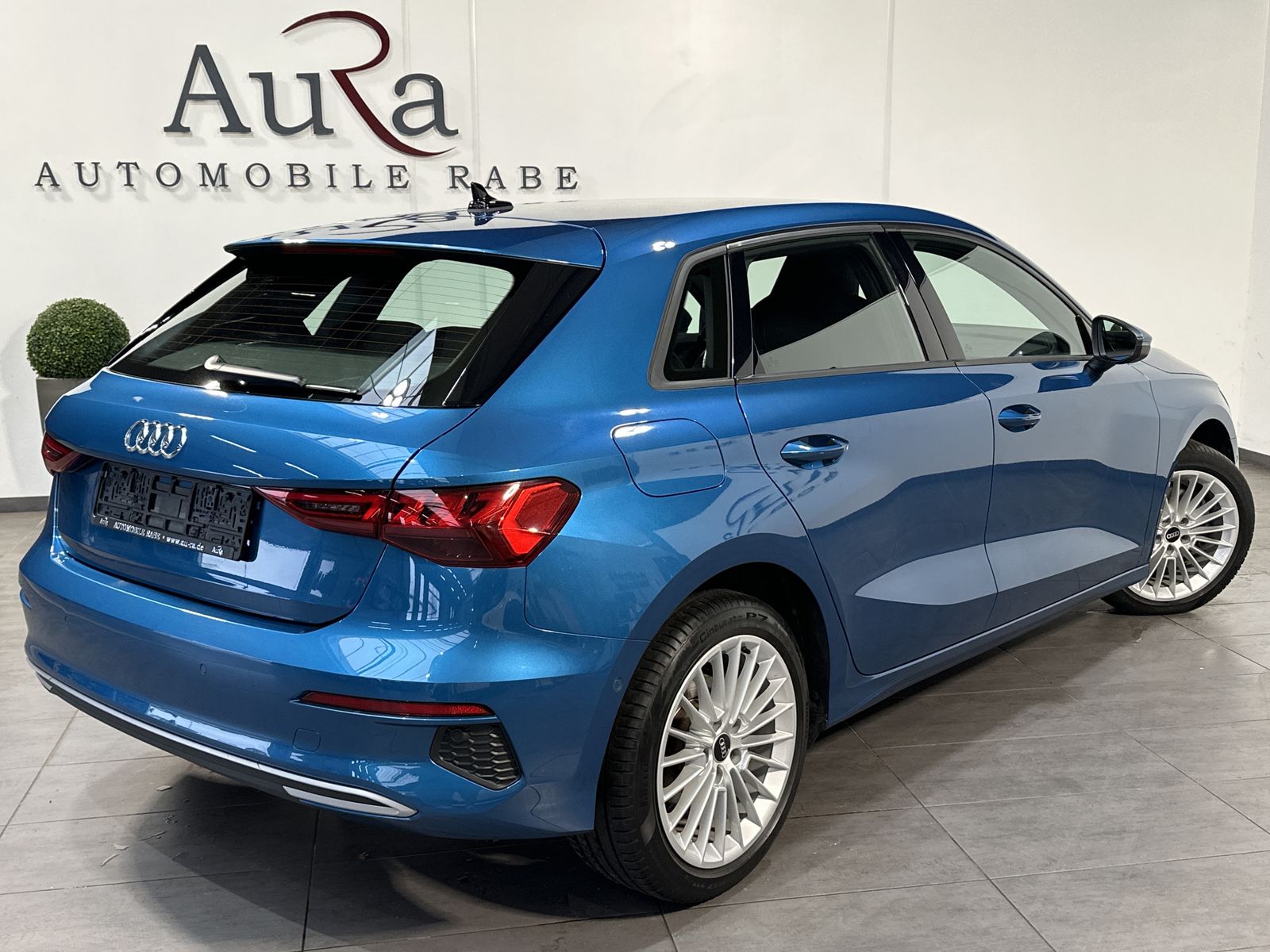 Fahrzeugabbildung Audi A3 SpB 35 TDI Aut. S-Line NAV+LED+ACC+V-COCKPIT