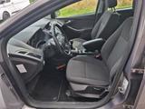 Ford Focus Wagon T101PK Edition klima Navi PDC AHK Te - Ford: Wagon