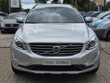 Volvo XC60 Momentum 2WD Automatik - Volvo XC60 Unfallwagen