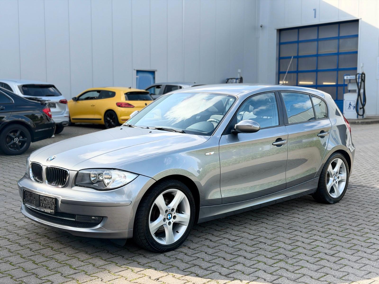 BMW 120 i Limousine*Advantage*PDC*Klimaauto*Tempomat