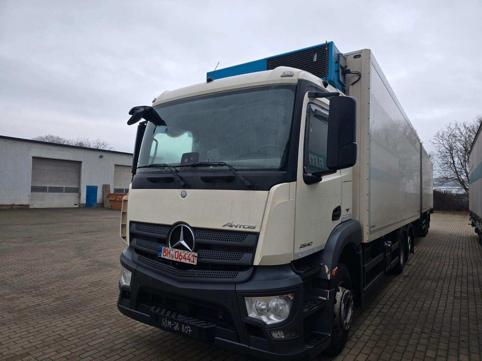 Mercedes-Benz Antos 2540