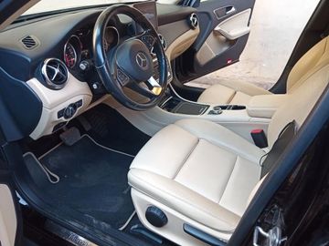 Mercedes GLA 220 - 6