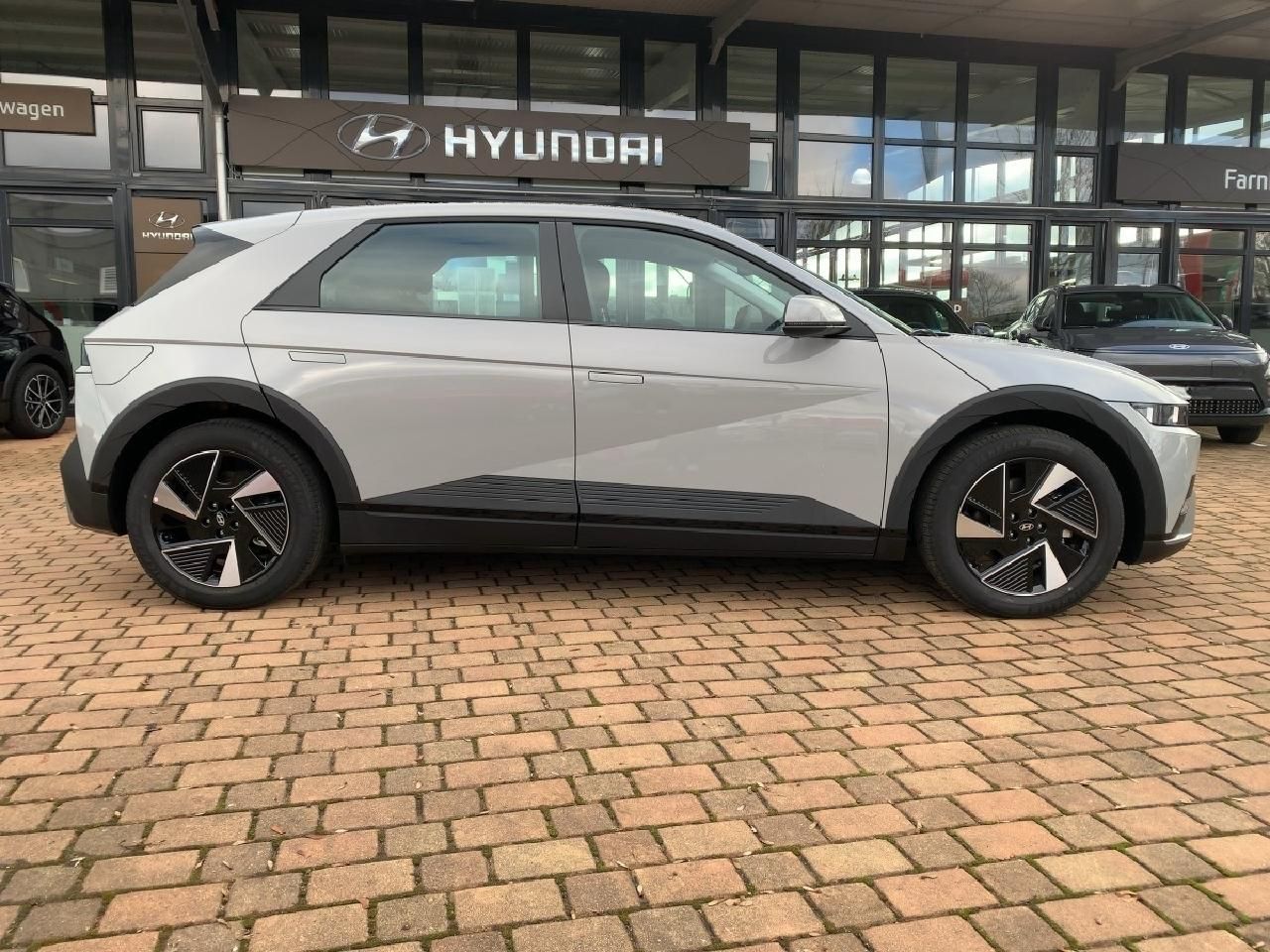 Fahrzeugabbildung Hyundai IONIQ 5 Basis Elektro