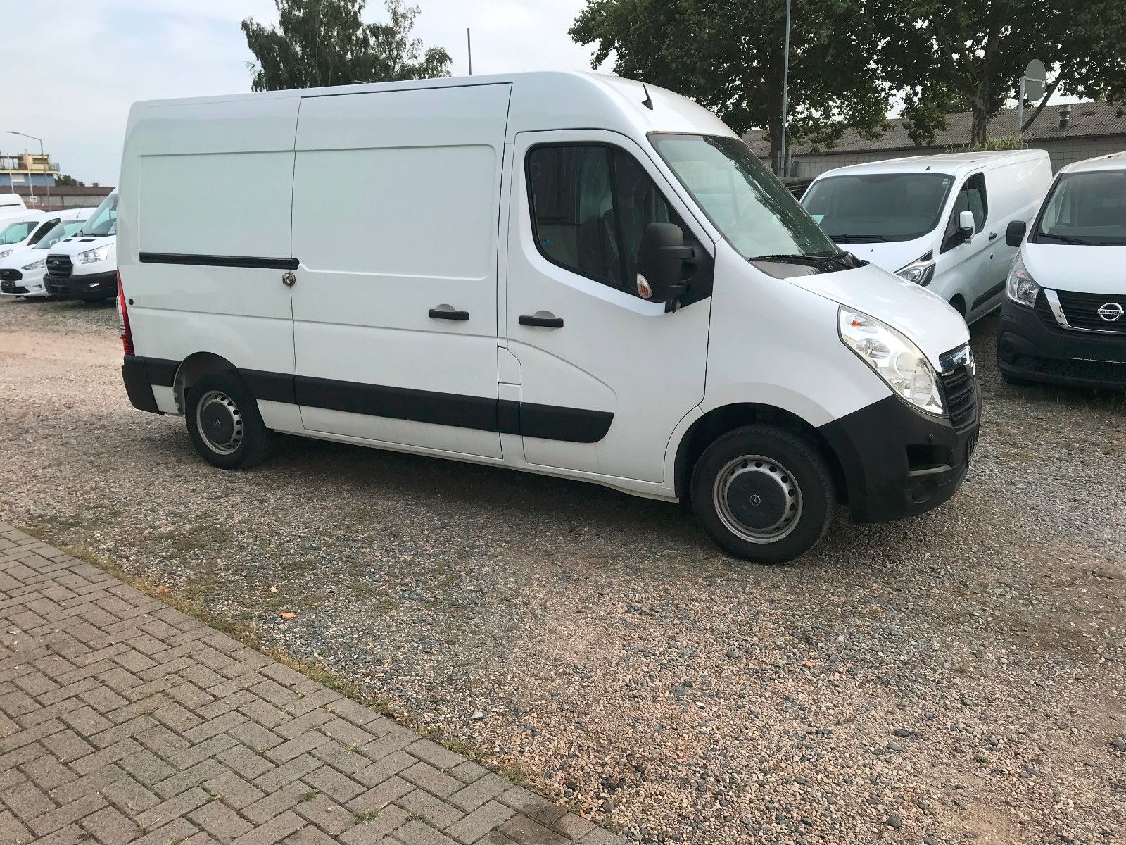 Fahrzeugabbildung Renault Master III Kasten L3H2 HKa 3,5t,1Hd,62870km