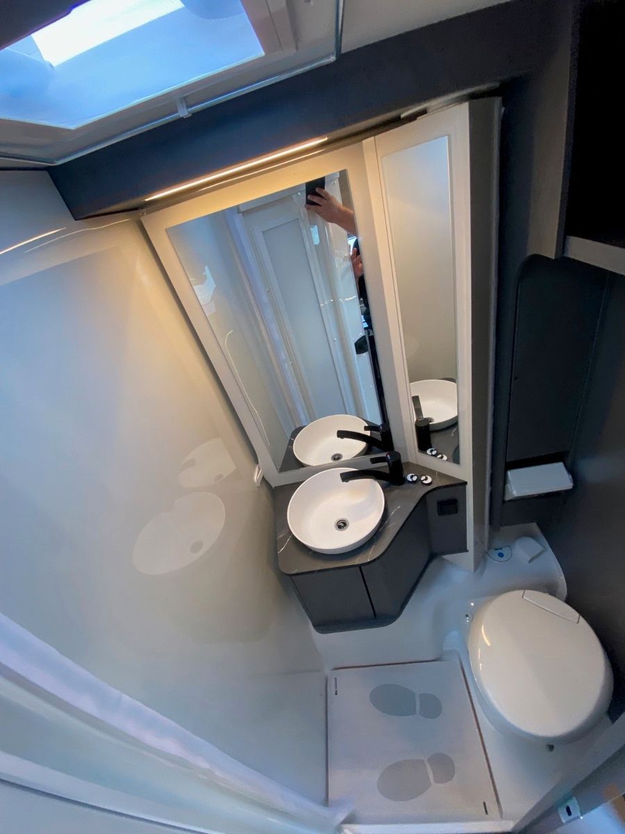 Fahrzeugabbildung Etrusco V 6.6 SF *165PS*Automatik*Markise*RFK*Complete S