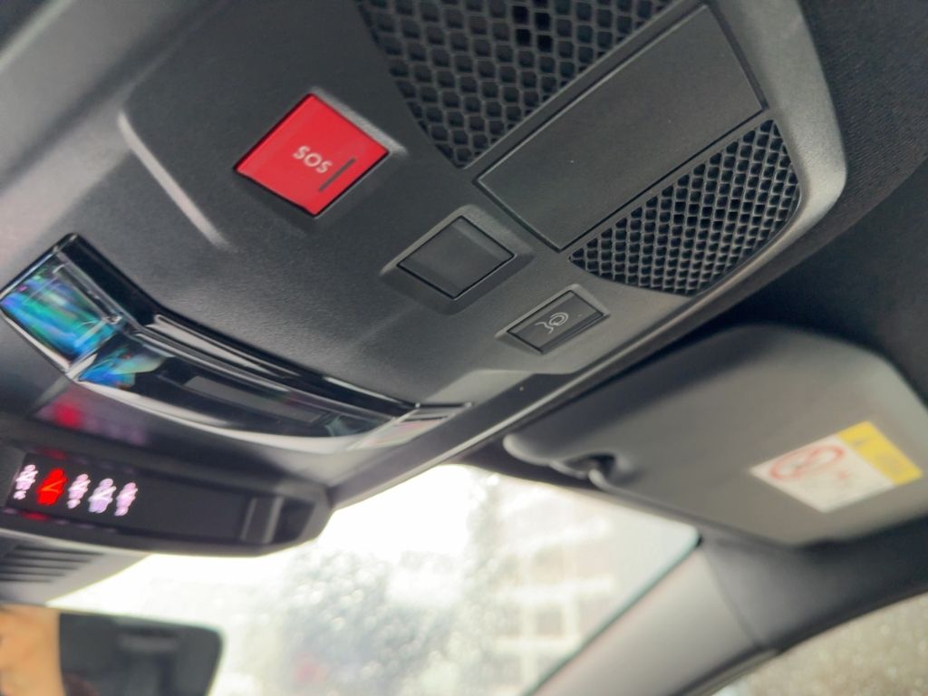 Fahrzeugabbildung Fiat 600 Icon Benziner Street,PDC,VOll LED, 18'',Sitz