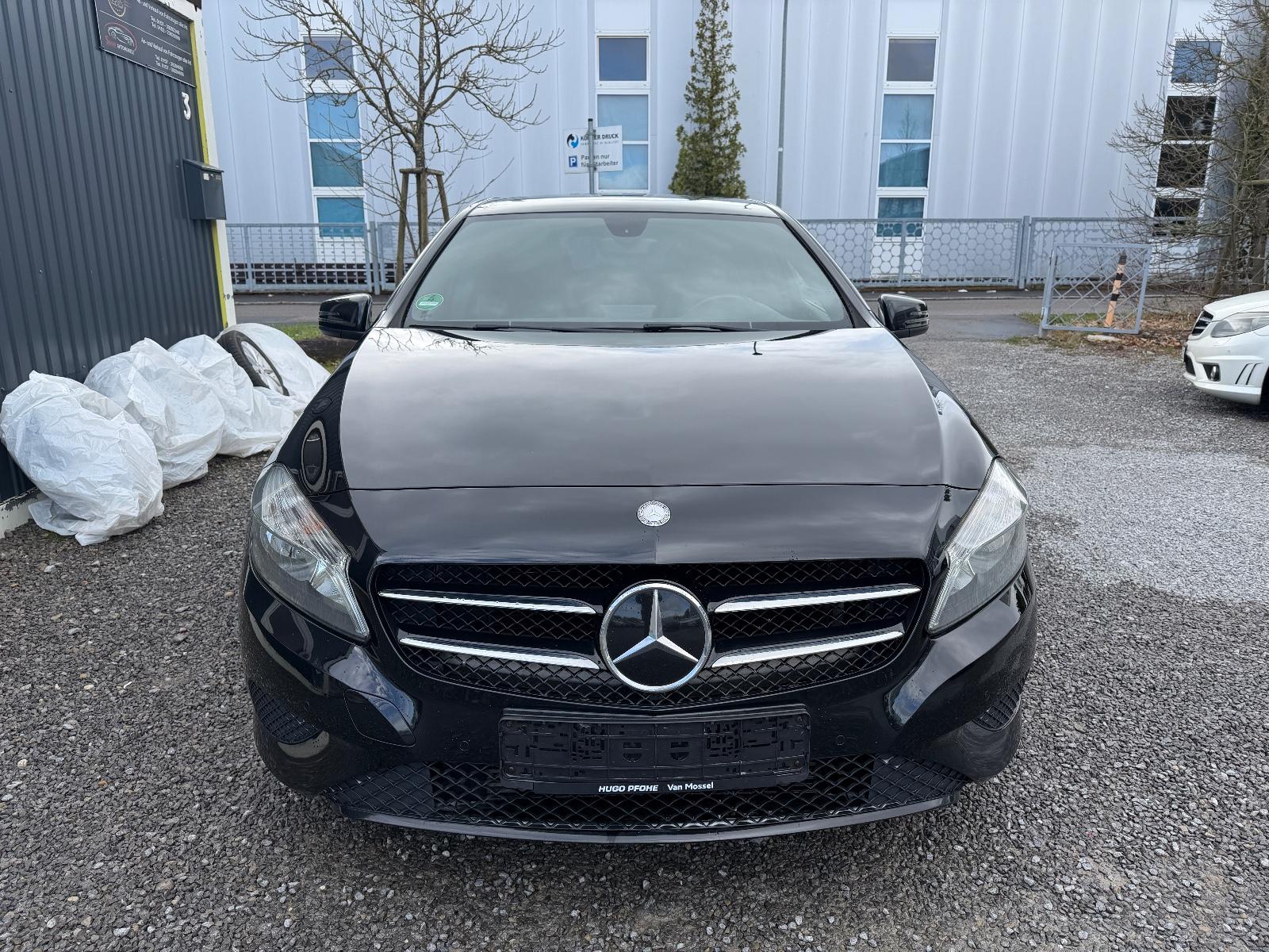 Mercedes-Benz A 180 BlueEfficiency/AUT/NAVI/PDC/SHZ