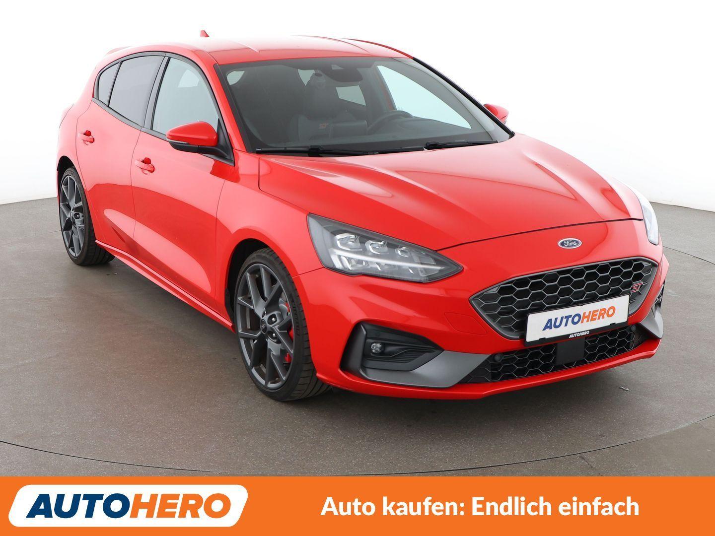 Ford Focus 2.3 EcoBoost ST *NAVI*LED*ACC*PDC*SHZ*LHZ*