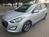 Hyundai i30 1.6 GDI Style AUTOMATIK AHK gepflegt! - gebrauchte Hyundai i30 aus dem Jahr 2016