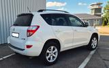 Toyota RAV 4 2,2-l-D-4D 4x4 Life Automatik Life - Toyota RAV 4 mit Diesel-Antrieb: Allradantrieb, Geländewagen, Automatik