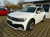 Volkswagen Tiguan Highline  4Motion R-Line Panora.Alcantara - VW Tiguan Gebrauchtwagen in Braunschweig