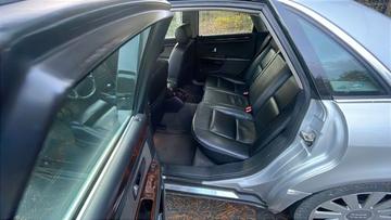 2000 AUDI A8 — фото 3