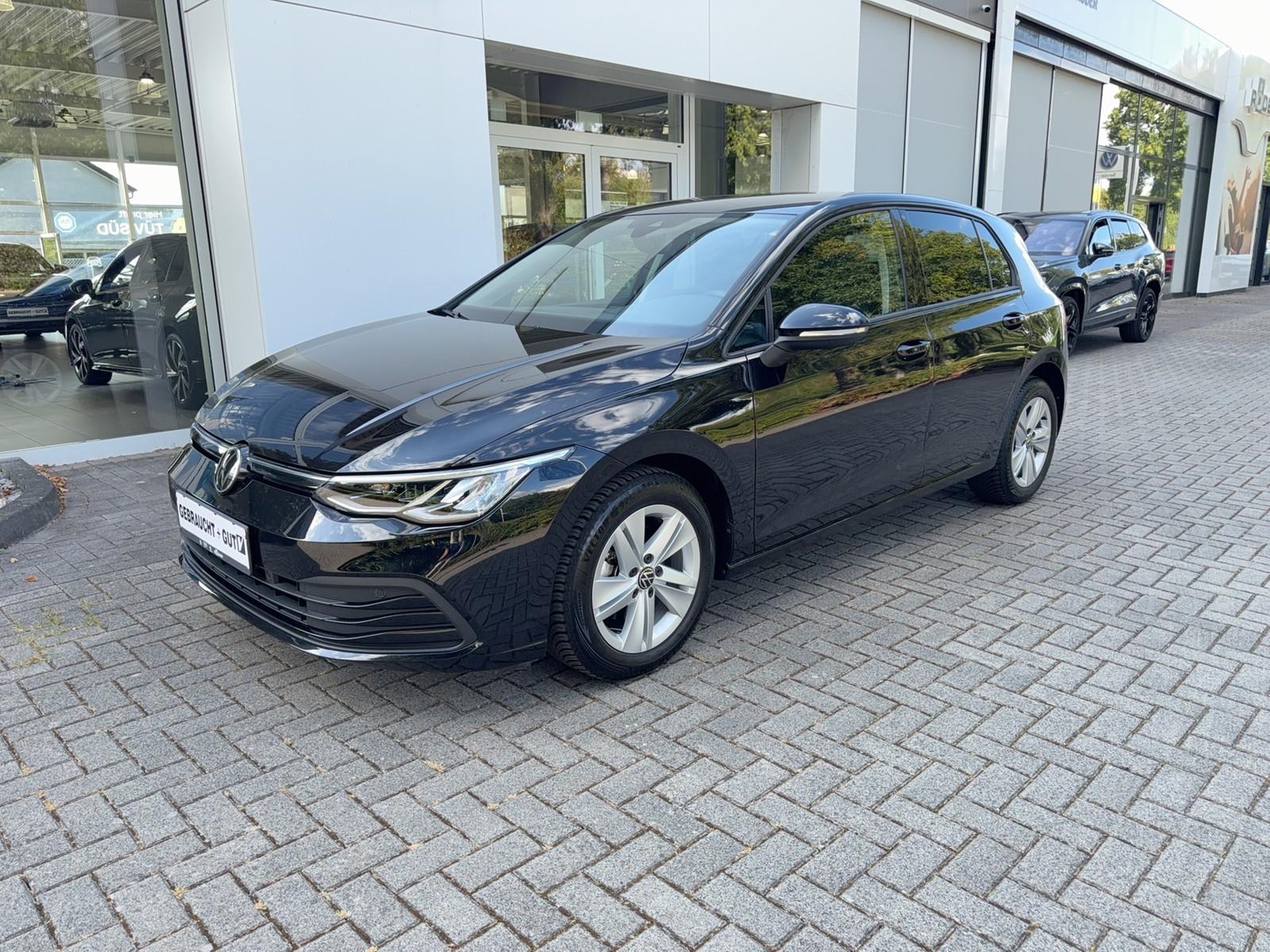 Volkswagen Golf VIII 1.5 TSI LIFE Navi LED SHZ LM16 GJR